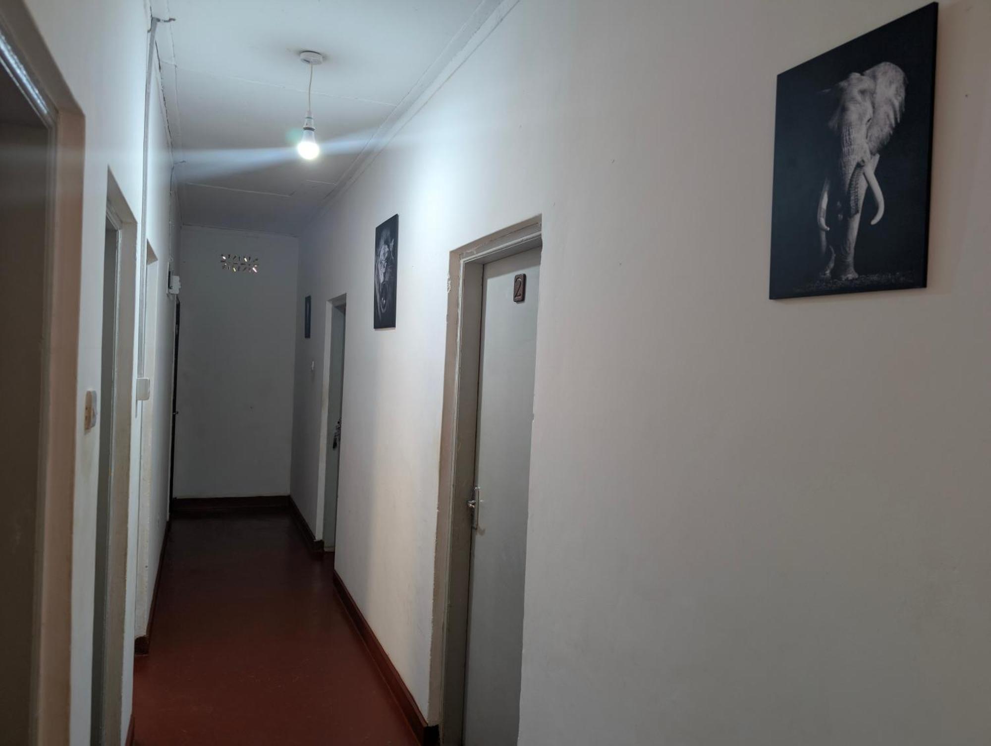 Dans Place Моши Екстериор снимка